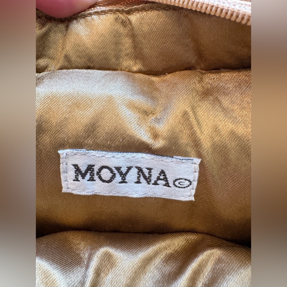 Moyna Beaded Crossbody Bag with Bee and Stripes - Picture 8 of 12